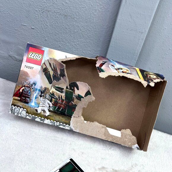 Lego Thor Love and Thunder 76207 Attack on New Asgard Marvel Studios 2022 - Picture 8 of 8